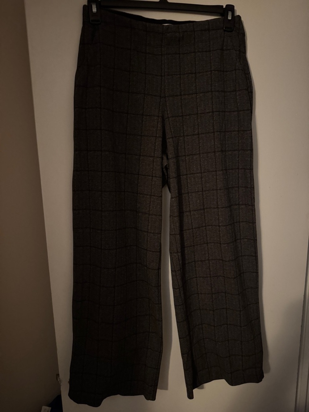 Max Studio Black Top with White Label